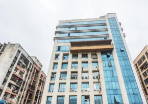 Hotel BKC CROWN - Near Trade Centre, Visa Consulate